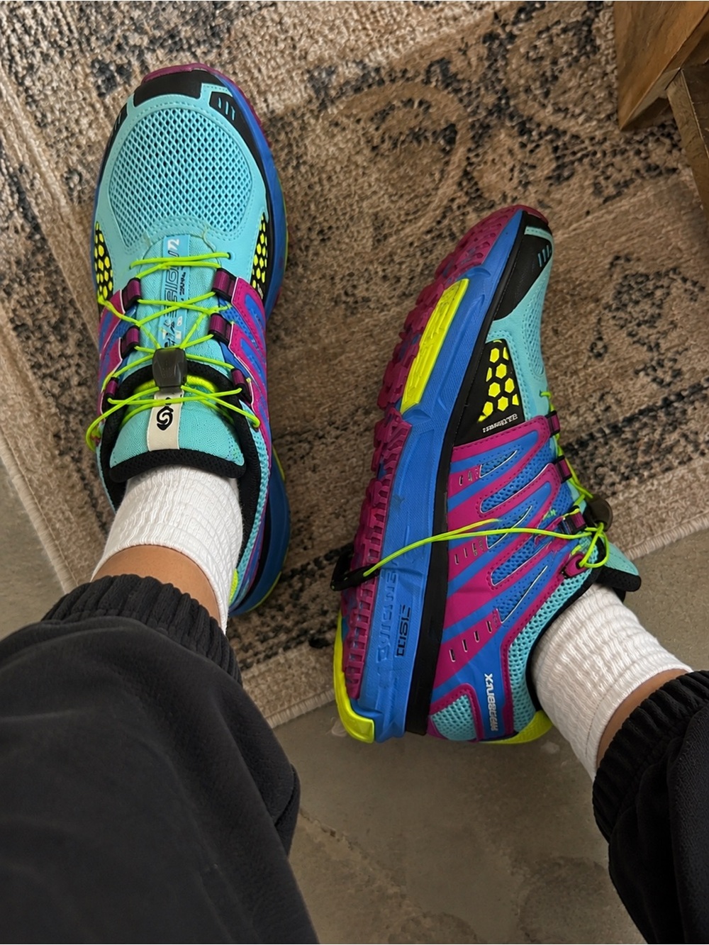 Salomon Women’s Lightweight Aqua Running Sneakers with Neon Accents Size 9.5